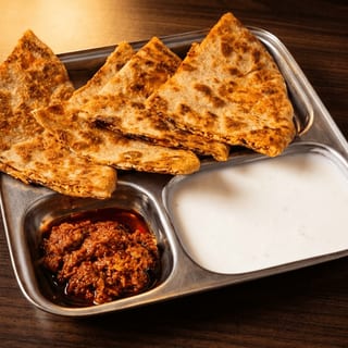 Paneer Paratha (1 pc)