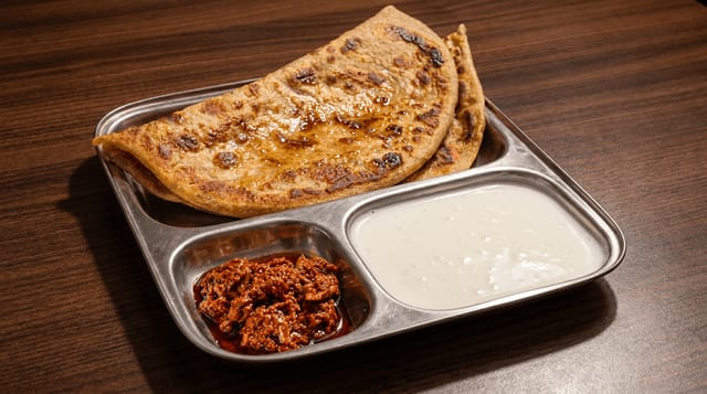 Aloo Paratha (2pcs).